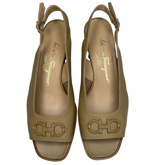 Salvatore Ferragamo Made in Italy Leather Women’s Sandals - Size: 8 1/2 B - Picture 8 of 16